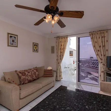 Los Diamantes 2 Bed * لوس كريستيانوس